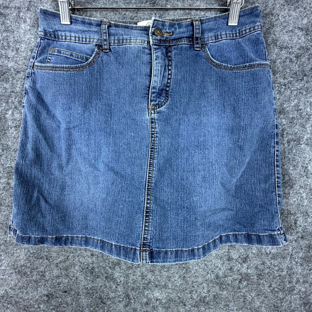 St. John's Bay Skorts Jean Skirt Womens 6 Blue Denim Cotton Stretch Medium Wash